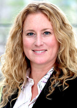 Headshot of Head of Investment Controls & Operational Risk Amy Deming